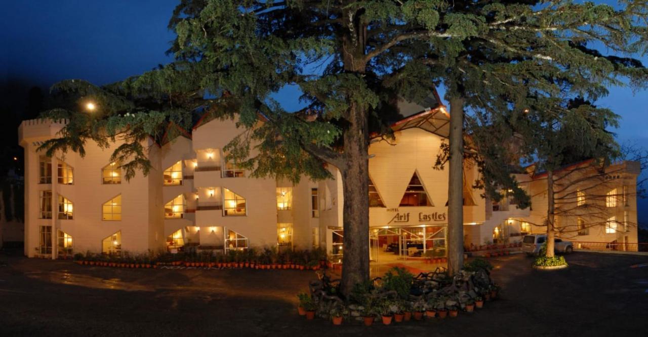 Hotel Arif Castle, 나이니탈 외부 사진